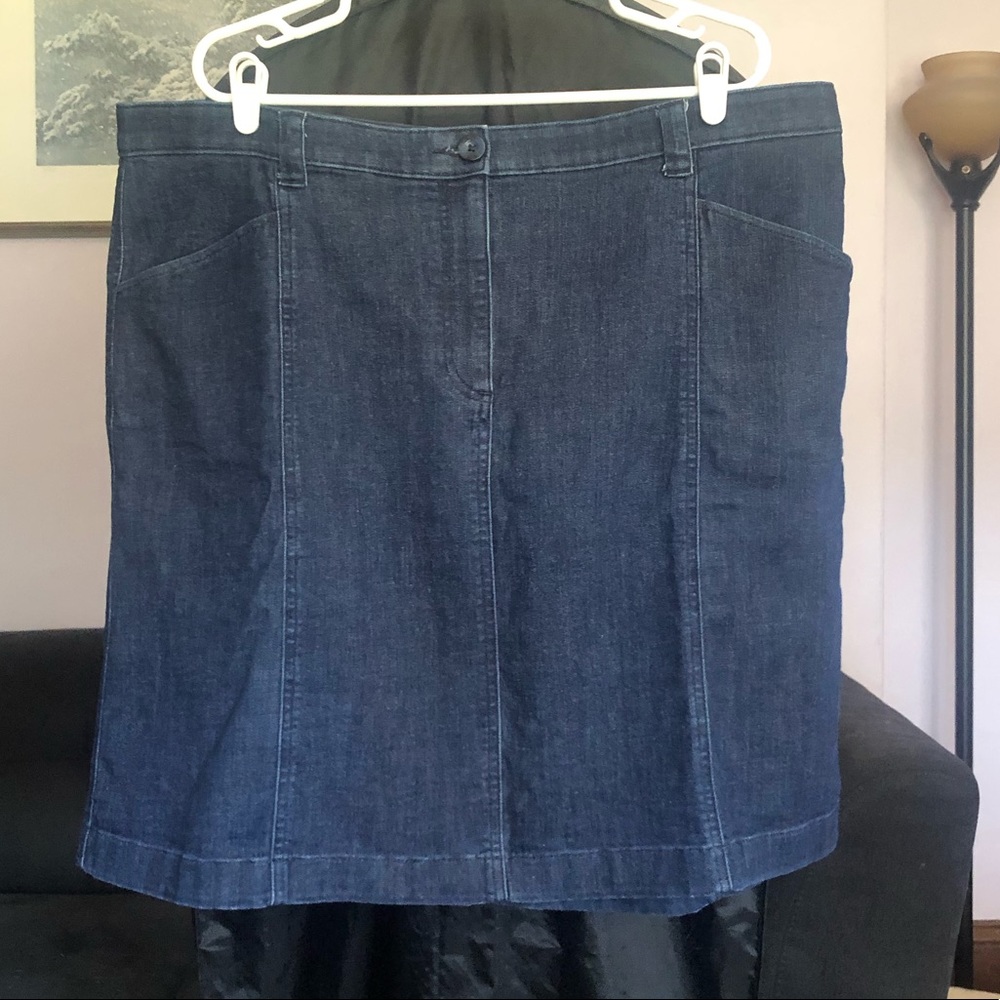 L.L.Bean Classic Fit Blue Denim Skirt 20 W Regular